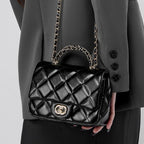 Metal chain diamond grid handbag