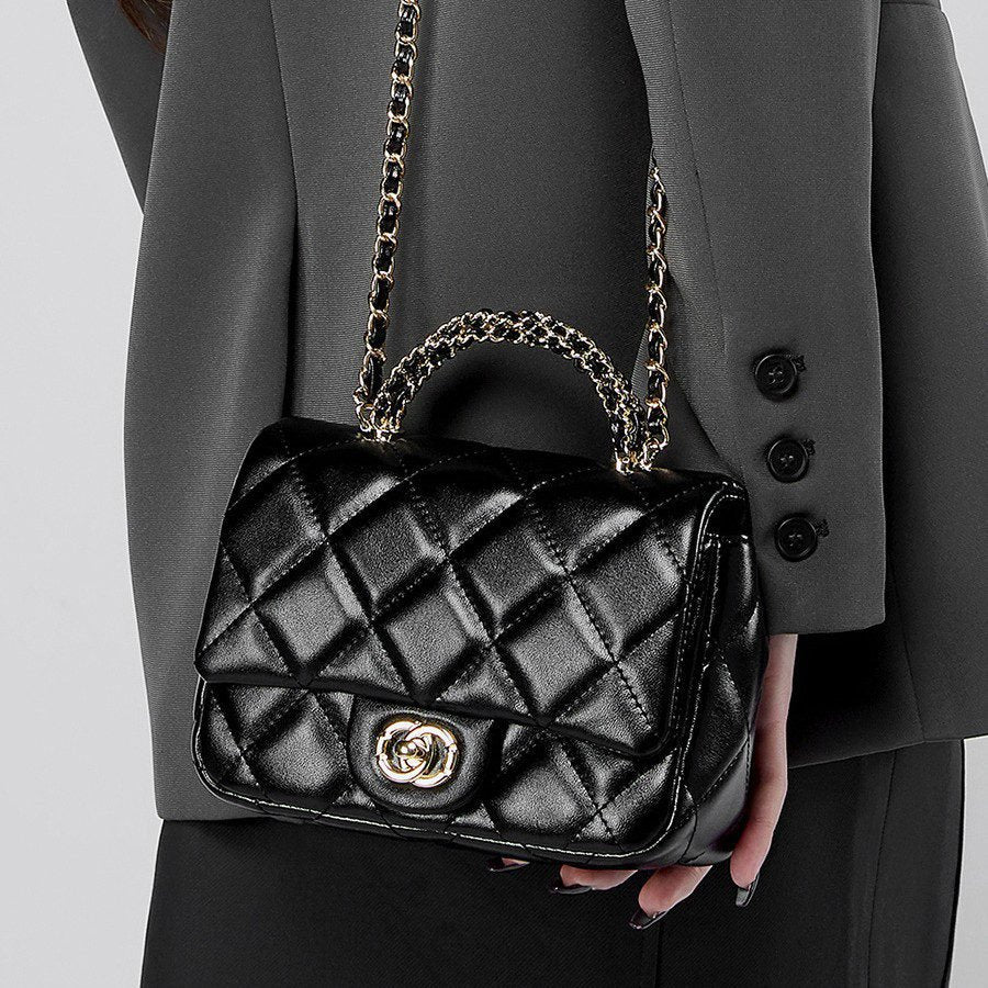 Metal chain diamond grid handbag