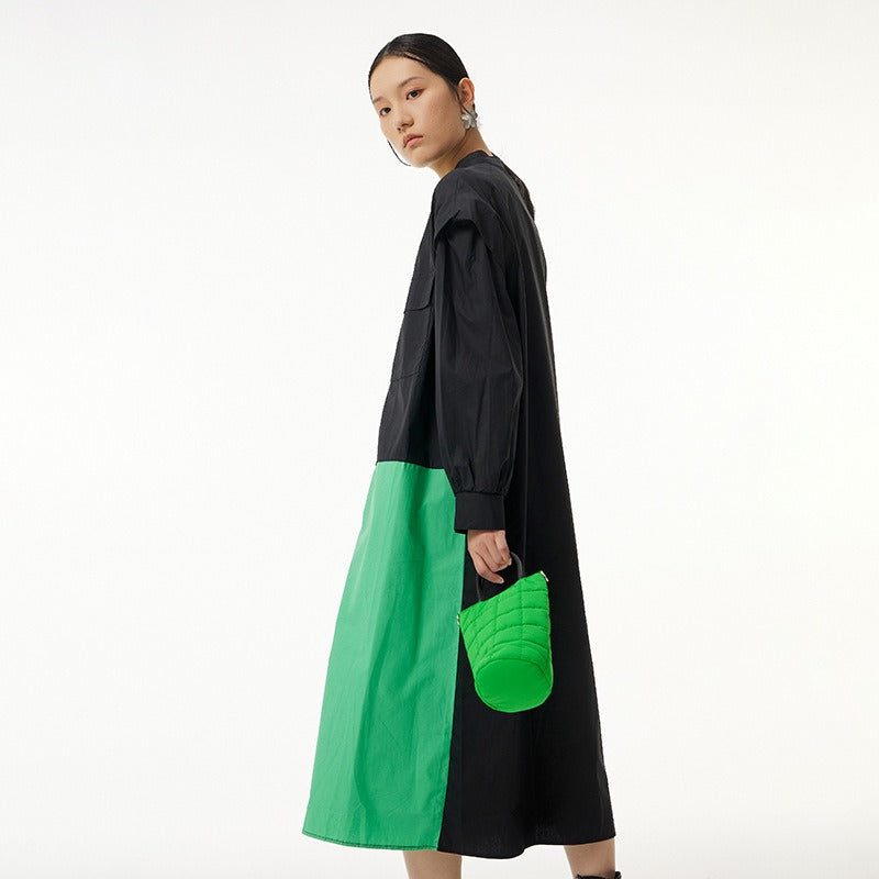 Women's dress with contrasting colors