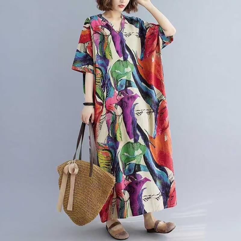 Chic Lightweight V-Neck Short Sleeve Dress for Women  Versatile Summer Style, Casual Beach Dress