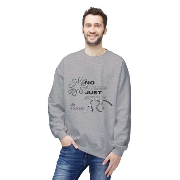 Unisex Midweight Softstyle Fleece Crewneck Sweatshirt - Image 17