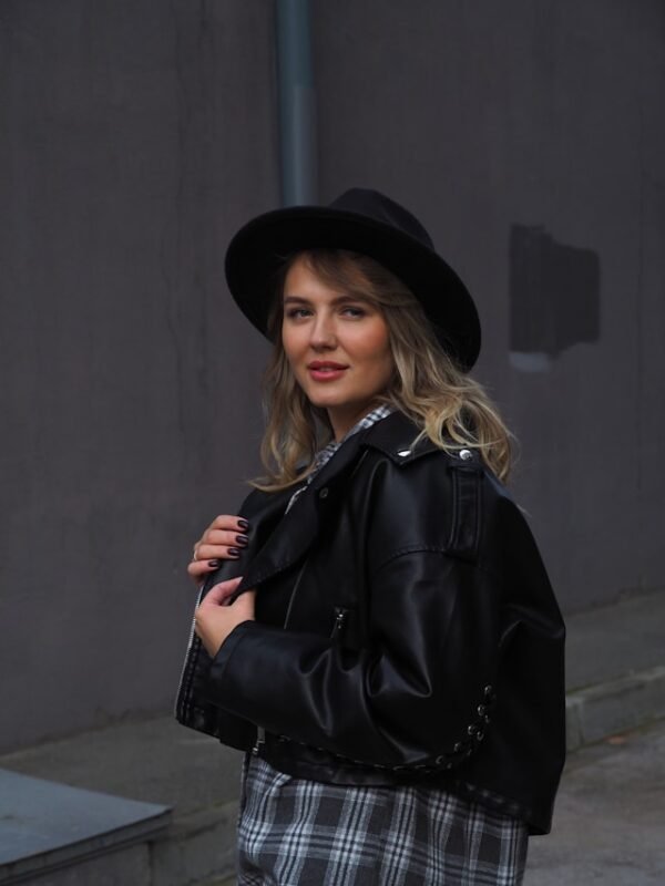 obsidian range cowgirl hat