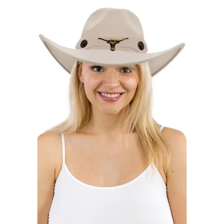 women white cowboy hat