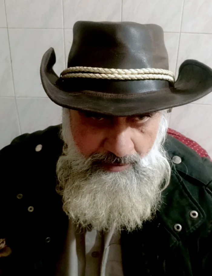 Classic Arthur Morgan inspired cowboy hat featuring a rugged western design, curved brim, and vintage frontier style.