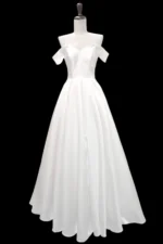 Tulle Wedding Dress with Sleeves - Image 2