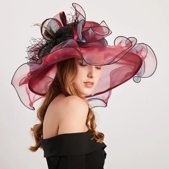 Kentucky derby hat with wide brim and floral decoration for women