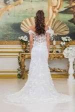 Vintage Vera Wang Wedding Dress - Image 2