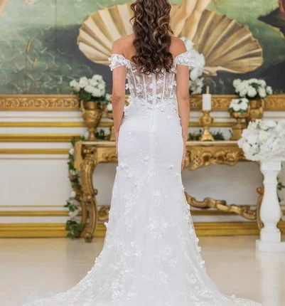 Vintage Vera Wang Wedding Dress