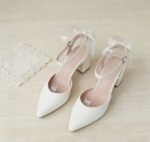 Women's off-white bow chunky heel pointed toe sandals for spring and summer - Image 4
