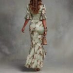 Elegant Long Dress with V-Neck, Fitted Silhouette, Floral Print and Ruffle Hem - Image 3