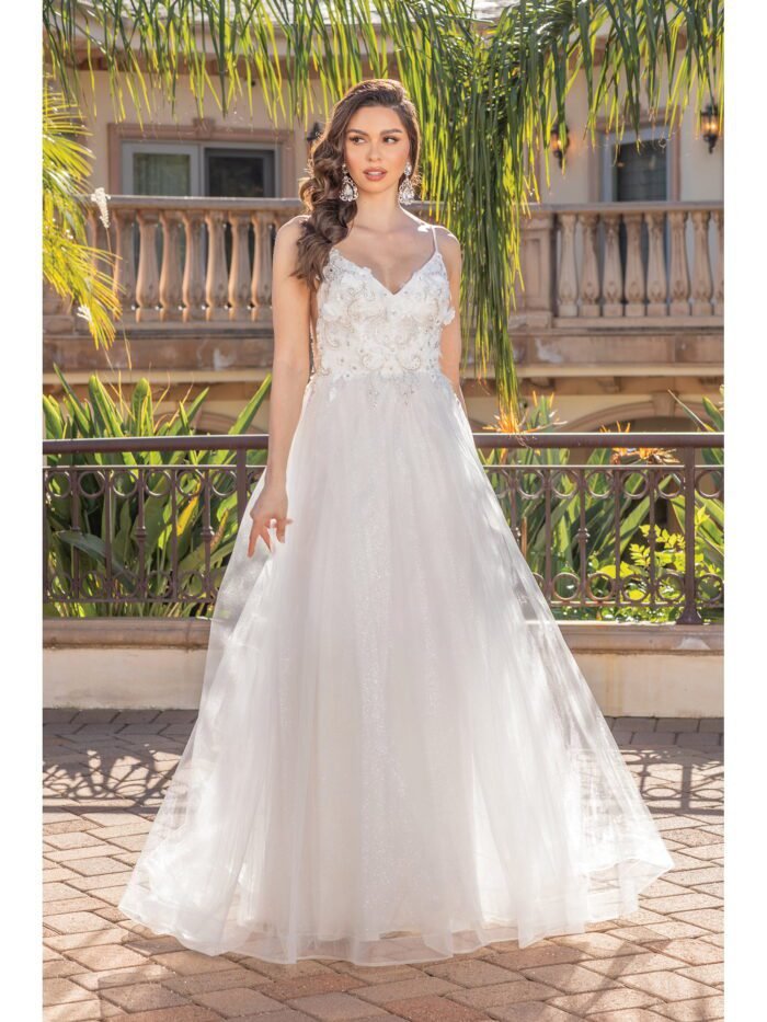 Starlight Shimmer Ballgown in off white
