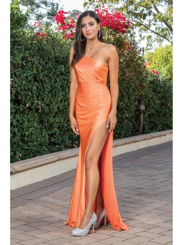 Sundown Sweetheart Column Gown in coral