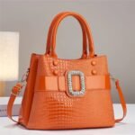 Lizard patterned single shoulder diagonal cross bag