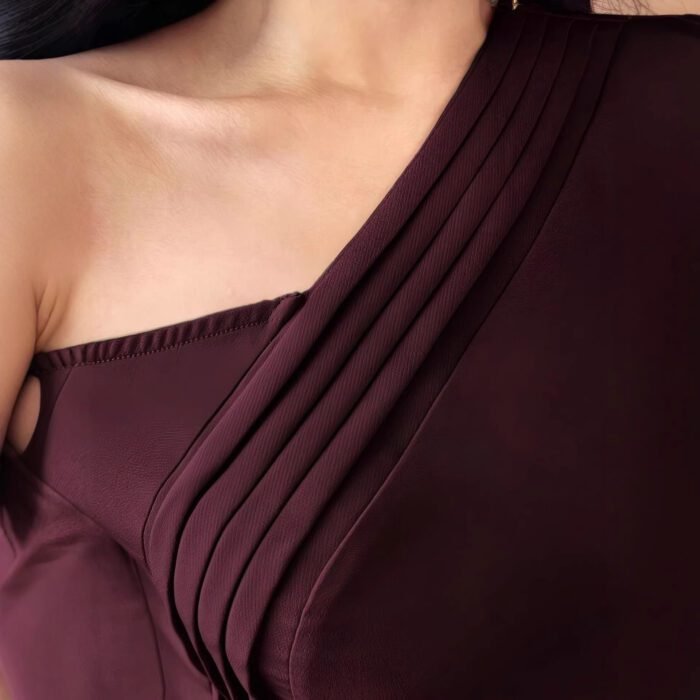 Elegant Red Asymmetrical Neck Long Sleeve Dress for Women Pleated Waist-Fitted Bodycon Style, Chic and Sophisticated Design - Image 3