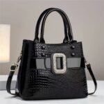Lizard patterned single shoulder diagonal cross bag - Image 5