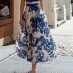Elegant Long Sleeveless V-Neck Blue and White Porcelain Print Dress Summer Formal Dress - Image 3