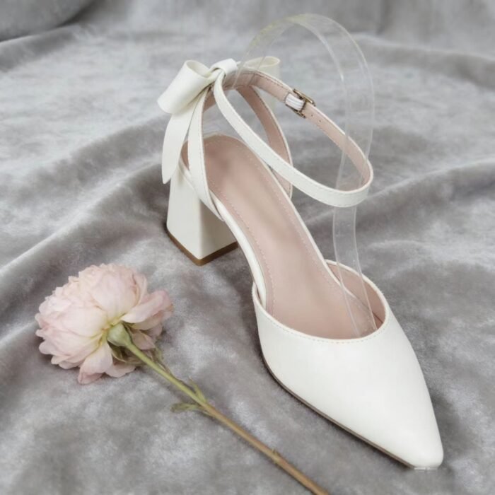 Women's off-white bow chunky heel pointed toe sandals for spring and summer - Image 5