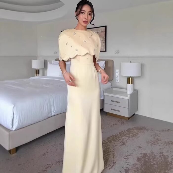 Elegant and Graceful Long Sleeve Fitted Long Dress for Women - Image 4