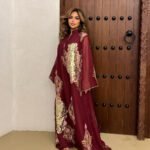 Dress with Sequins Evening Gown for Women - Image 2