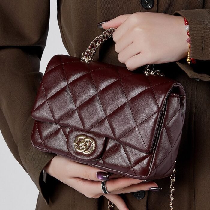 Metal chain diamond grid handbag - Image 2