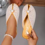 Covered-toe Half Slippers Women Versatile Flat Heel Trendy Pearl Slippers for Outdoor Wear - Image 3