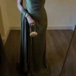 Women's Dress Pleated Ribbon Shiny Evening Gown - Image 3