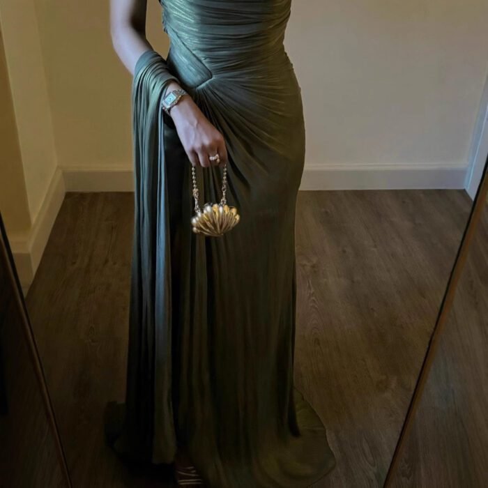 Women's Dress Pleated Ribbon Shiny Evening Gown - Image 3